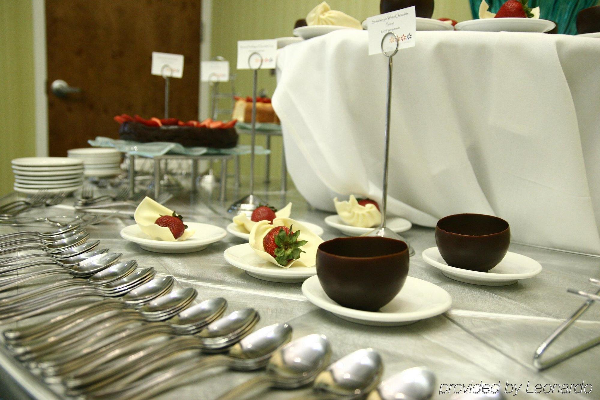 Springhill Suites Hampton Restoran gambar